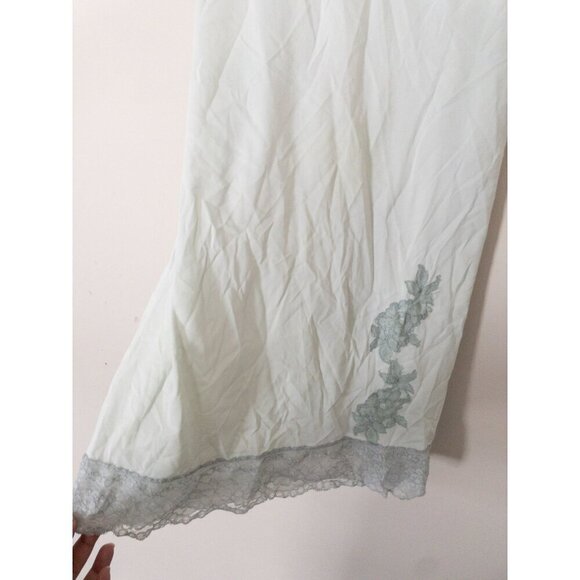 Vintage Charmode Sears Mint Green Lace Trim Nightgown With Floral Appliqué & Adj - Picture 5 of 11